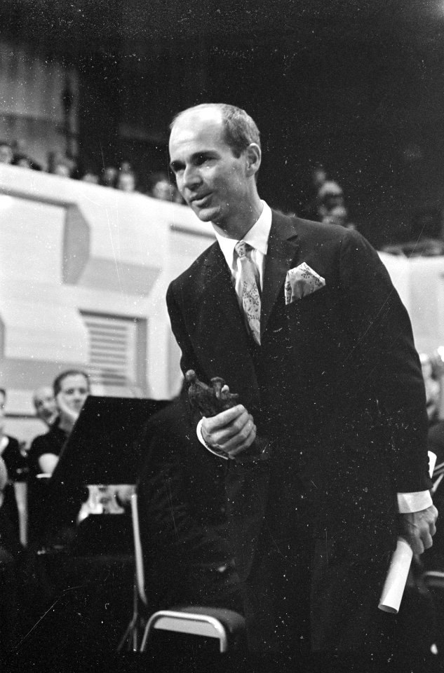 Grand Gala du Disque Klassiek. Henk van Ulsen met Edison, Bestanddeelnr 920-7619