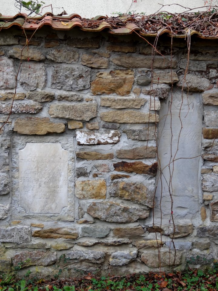 Grabtafeln Schloßvippach 1
