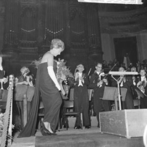 Grand Gala du Disque , Renata Tebaldi tijdens optreden, Bestanddeelnr 914-3535