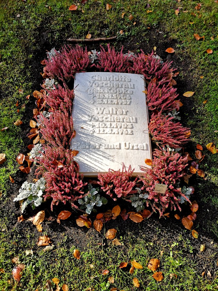 Grabplatte Walter Scherau
