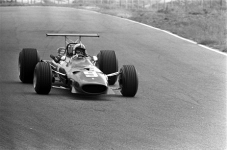 Grand Prix 68 Zandvoort .Chris Amon (Ferrari), Bestanddeelnr 921-4611