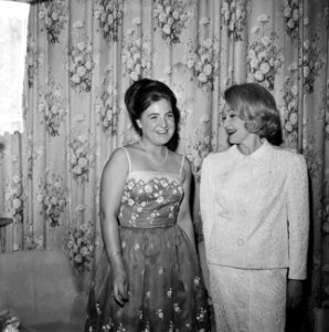 Grand Gala du Disque populier in Kurhaus te Scheveningen Prinses Margriet te sam, Bestanddeelnr 915-6260