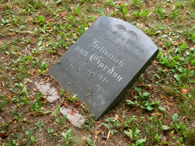 Grabstein Hellmuth von Gordon