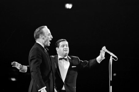 Grand Gala du Disque . Wim Sonneveld en Willy Alberti, Bestanddeelnr 921-1486
