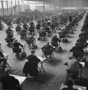Groot examen in de Ahoyhal te Rotterdam voor aannemer, Bestanddeelnr 915-0515
