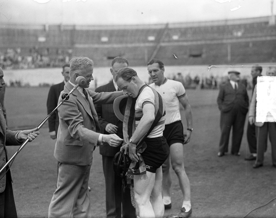 Grand Prix in het Olympisch Stadion Burgemeester DAilly met Harris, Bestanddeelnr 904-0453