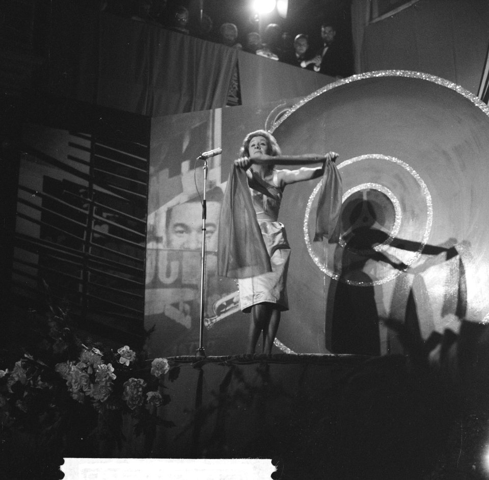 Grand Gala du Disque, Conny Stuart, Bestanddeelnr 914-3559