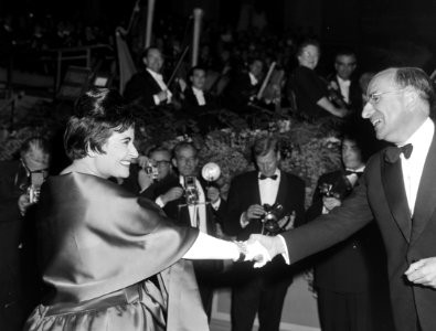 Grand Gala du Disque Classique Victoria de los Angelos en minister Cals, Bestanddeelnr 915-6003