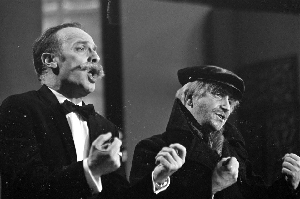 Grand Gala du Disque in RAI Wim Sonneveld en Leen Jongewaard als opa's (Ja Zus, Bestanddeelnr 921-1491