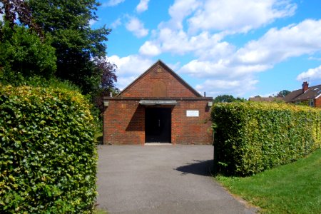 Grove Meeting Room (Plymouth Brethren), Grove Road, Horley (August 2016) (1)