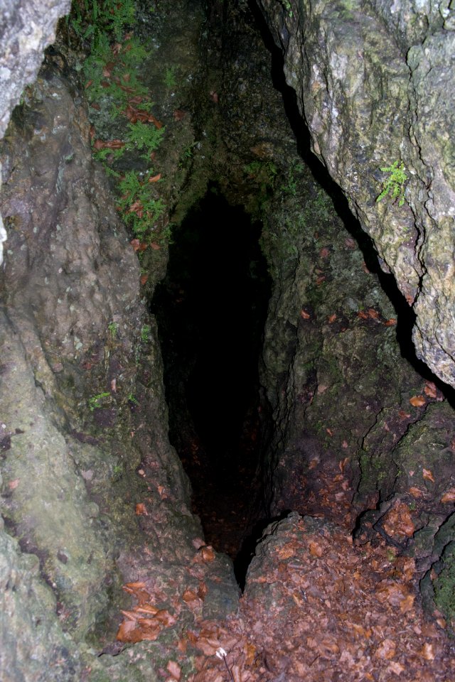 Grubenloch (A 13) 02