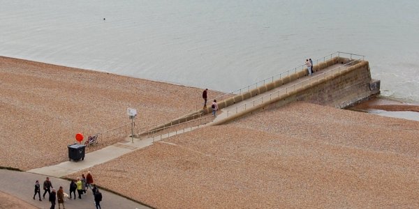 Groyne opposite Bedford Square, Brighton (May 2019, seen from Embassy Court)