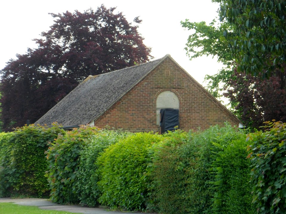 Grove Meeting Room, The Grove, Horley (June 2013) (2)