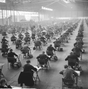 Groot examen in de Ahoyhal te Rotterdam voor aannemer, Bestanddeelnr 915-0513
