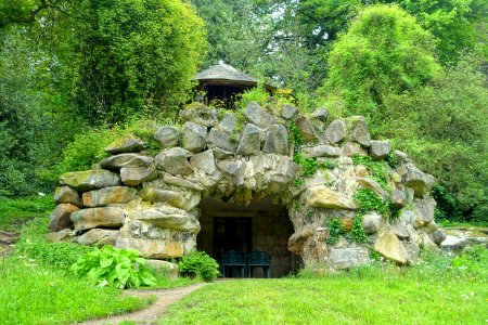 Grotto house - Chatsworth House - Derbyshire, England - DSC03619