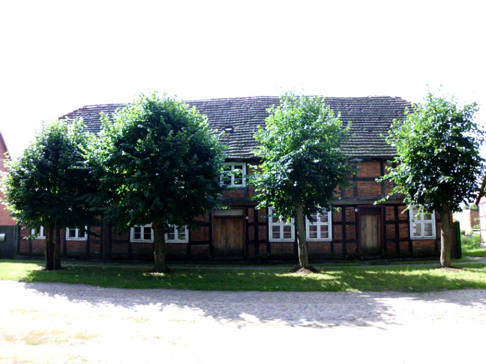 Grube Dorfstraße 30