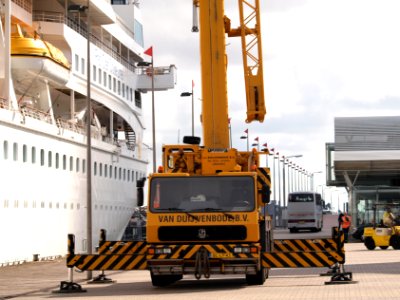 Grove GMK 3050 (owner van Duijvenbode bv)