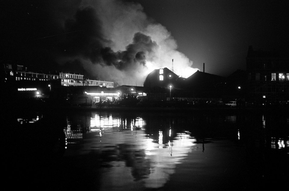 Grote brand aan de Wibautstraat te Amsterdam, Overzicht van de brand, Bestanddeelnr 915-0250