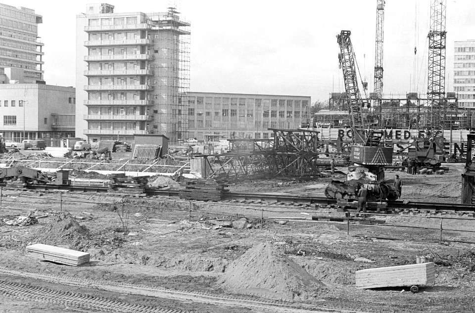 Grondwerkzaamheden bij de bouw van de Medische Faculteit, Bestanddeelnr 919-5674