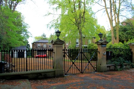 Grosvenor Road, Headingley 2019-04-28 (32)