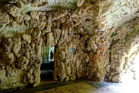 Grotto, Stowe - Buckinghamshire, England - DSC07329