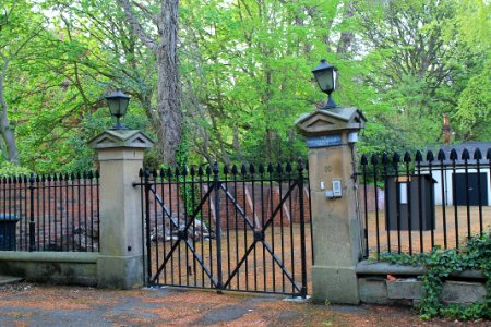 Grosvenor Road, Headingley 2019-04-28 (28)