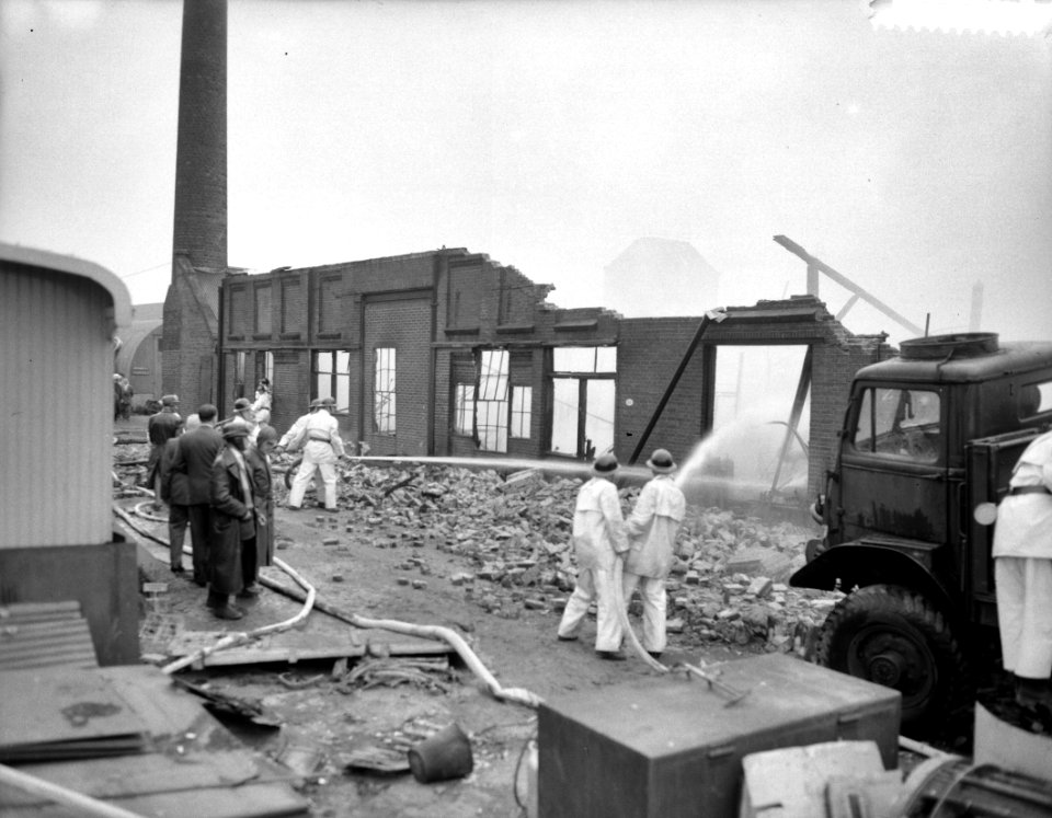 Grote brand bij Metaalwarenfabriek te Rotterdam, Bestanddeelnr 910-4293
