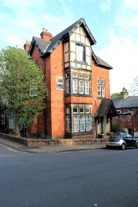 Grosvenor Road, Headingley 2019-04-28 (3)