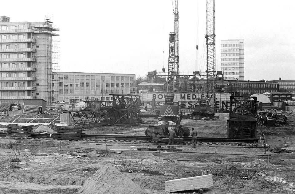 Grondwerkzaamheden bij de bouw van de Medische Faculteit, Bestanddeelnr 919-5672