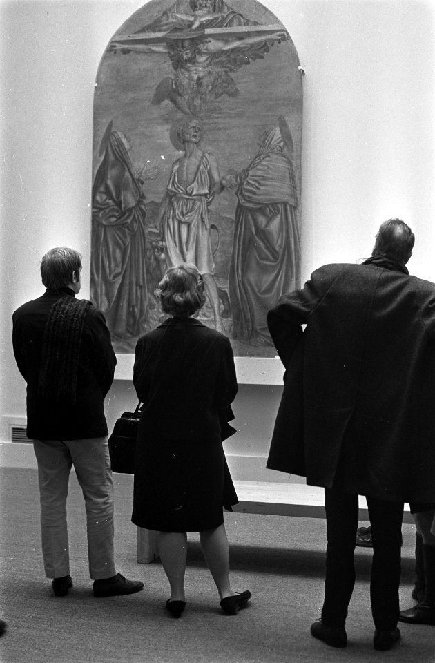Grote belangstelling voor tentoonstelling Frescos uit Florence in Rijksmuseum , Bestanddeelnr 921-9643
