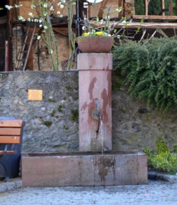 Gronau, Hintergasse, Brunnen