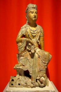 Guanyin, China, Song dynasty, 10th century AD, gray argillaceous sandstone with some polychrome - John and Mable Ringling Museum of Art - Sarasota, FL - DSC00700