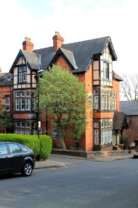 Grosvenor Road, Headingley 2019-04-28 (7)