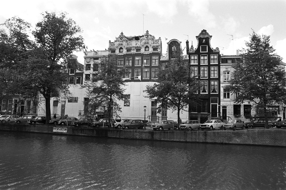 Grote Keyzer verkocht voor 1,8 miljoen, het kraakpand De Grote Keyzer, Bestanddeelnr 931-0682
