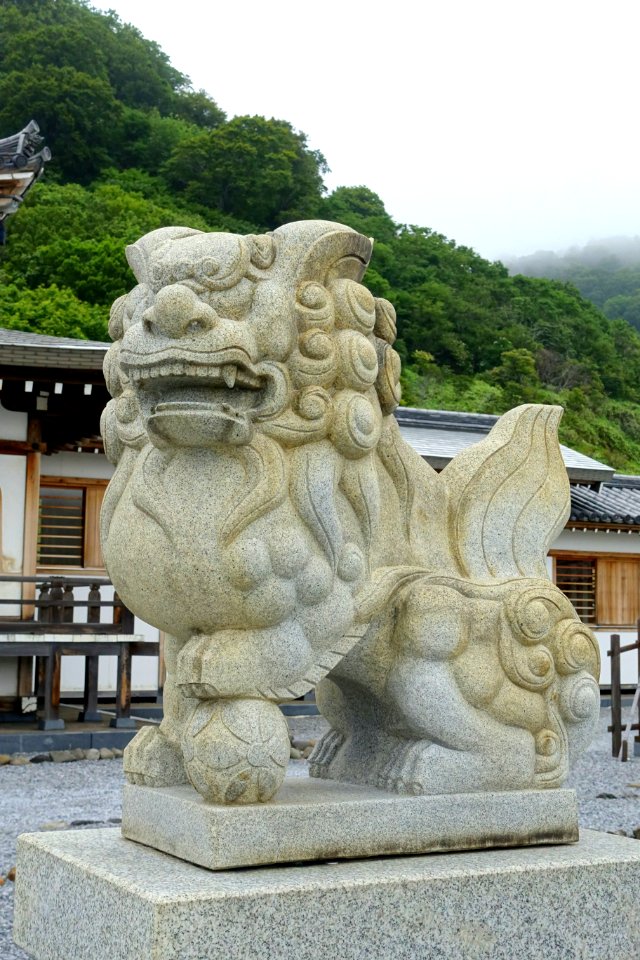 Guardian, Bodaiji main temple, Mount Osore - Mutsu, Aomori - DSC00406