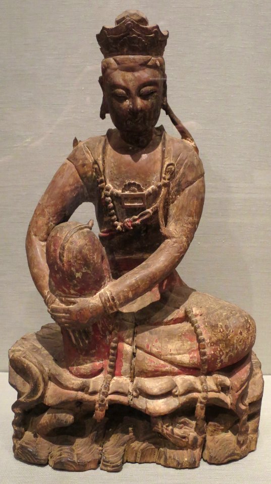 Guanyin from China, 14th century, wood, Honolulu Museum of Art, 1536
