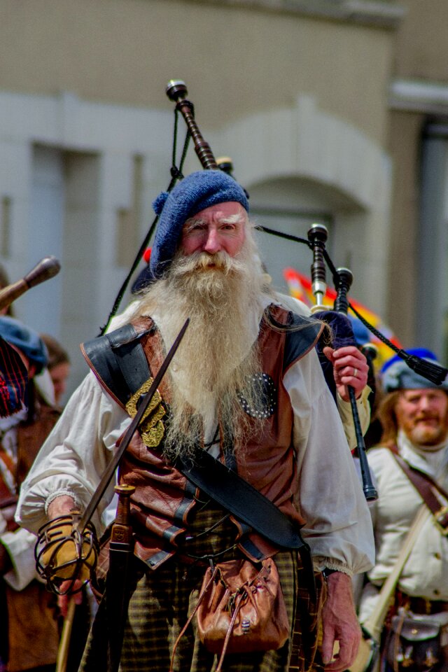 Clan edinburgh parade