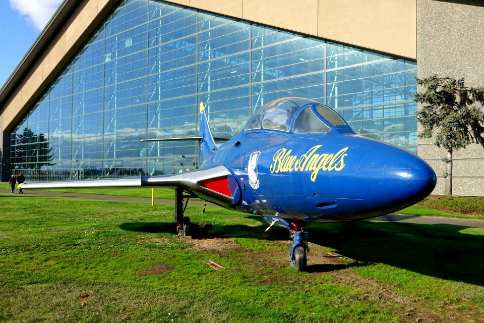 Grumman TF-9J Cougar, 1956 - Evergreen Aviation & Space Museum - McMinnville, Oregon - DSC00368