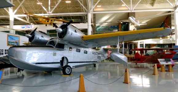 Grumman JRF-5 Goose, 1937 - Evergreen Aviation & Space Museum - McMinnville, Oregon - DSC00742
