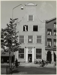 Grote Markt 21, hoek Smedestraat. NL-HlmNHA 54010584