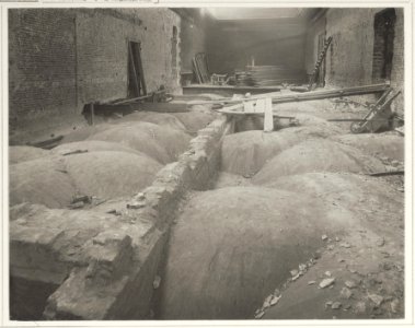 Grote museumzaal tijdens de verbouwing tot secretarie, Inventarisnummer NL-HlmNHA 07813