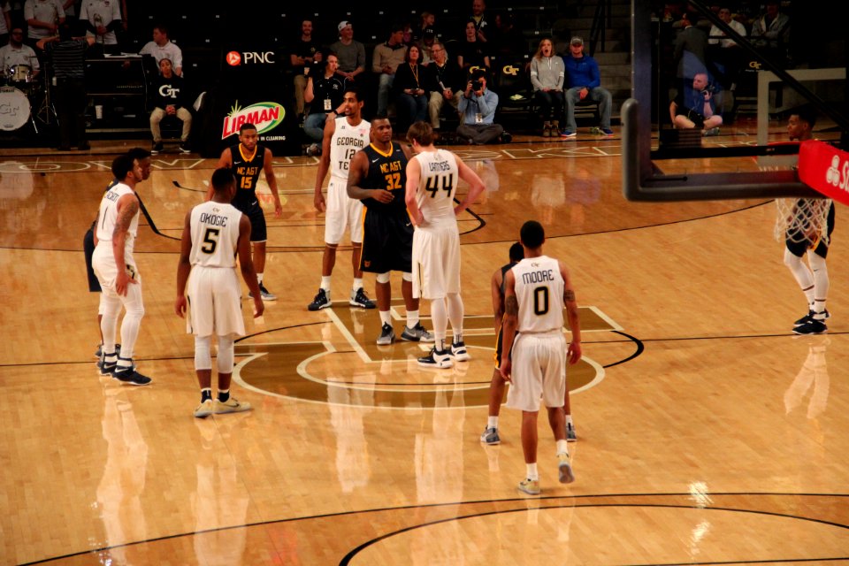 GT vs NC A&T basketball tipoff, Dec 2016