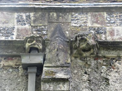 Grotesque heads, St Mary, Old Basing 02