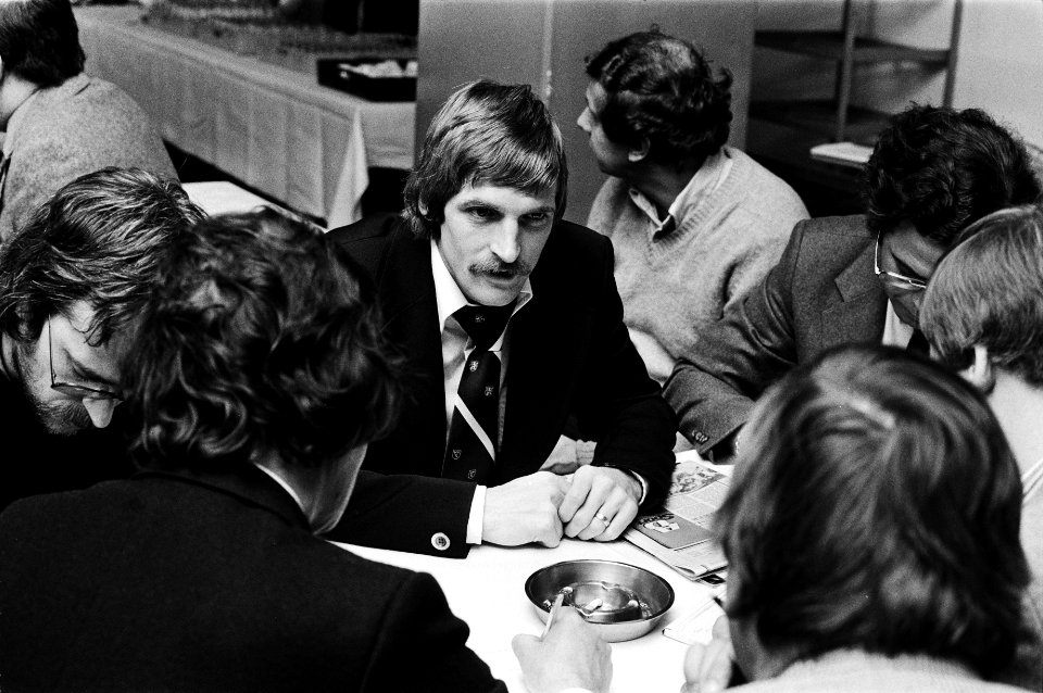 Grote persbelangstelling voor Frans Thijssen, Bestanddeelnr 930-5487