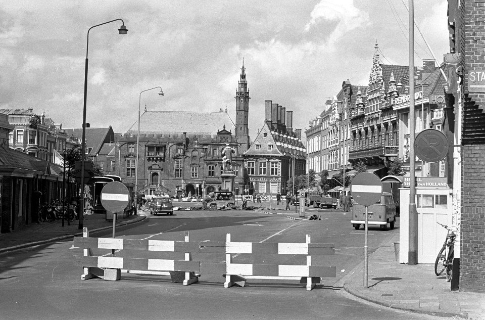 Grote Markt te Haarlem afgesloten voor alle verkeer, Bestanddeelnr 919-2690