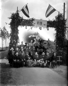 Groep 70 jarig huwelijksfeest Steenwijkerwold, Bestanddeelnr 902-7137