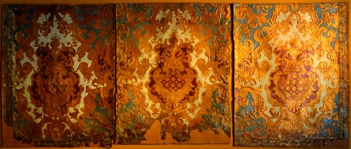 Guadamecil - Museu Nacional de Machado de Castro - Coimbra, Portugal - DSC00236