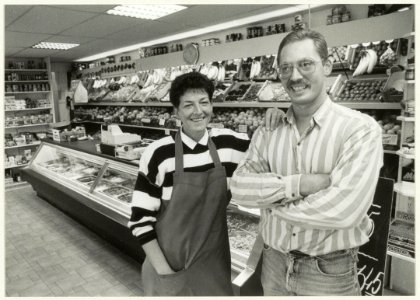 Groente- en Fruitwinkel de Fruithoek van Henny en Sjaak Huisman, Vergierdeweg 204. NL-HlmNHA 54031935