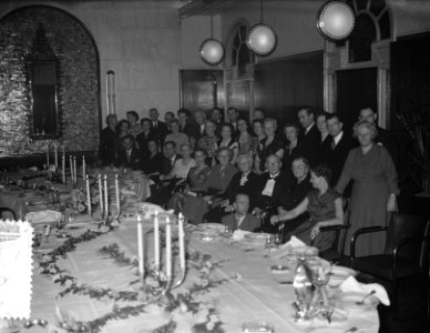 Groep diner mevrouw Ds. Modderman, Bestanddeelnr 907-4333