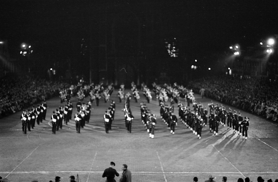 Grote repetitie van de Taptoe te Delft Overzicht van finale, Bestanddeelnr 912-8633